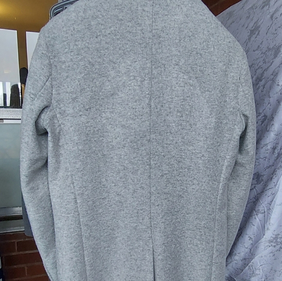 Coat - Picture 3 of 4